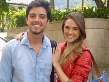 Juliana Paiva e Rodrigo Simas revelam amizade