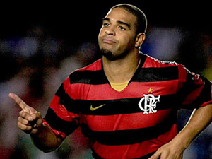 Brasileirão 2012: Adriano volta a treinar na terça-feira