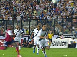 Campeonato Brasileiro 2012 - Vasco é goleado pelo Bahia em pleno São Januário