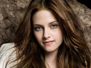 Kristen Stewart: Atriz pode estar grávida do namorado Robert Pattinson