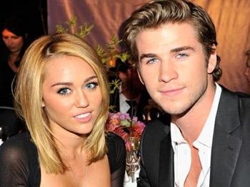 Miley Cyrus e Liam Hemsworth estão juntos e felizes