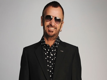 Ringo Starr anuncia shows de sua banda no Brasil