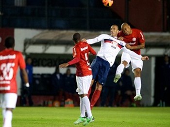 Bahia surpreende e vence Inter na Serra Gaúcha