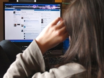 Segundo pesquisa pessoas que deixam de postar coisas no Facebook num período de dois dias tem autoestima prejudicada